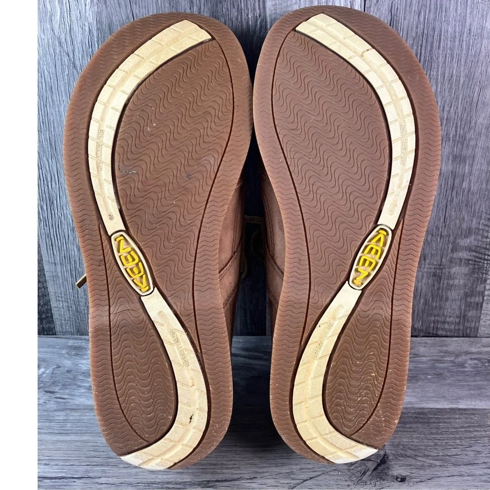 KEEN Newport Boat Shoes 1002900  Brown Leather Men's Size 8 Waterproof